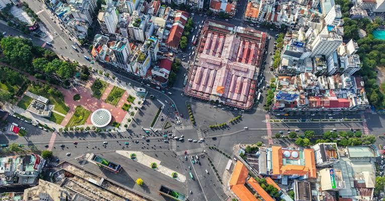 TP HCM xuất hiện căn hộ hơn 100 tỷ đồng, nguồn cung nhà ở mới dồn về vùng ven