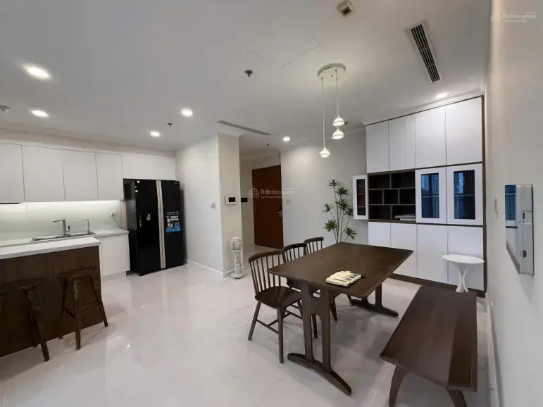 Bán căn hộ Vinhomes Central Park, giá cực tốt, sẵn sổ hồng